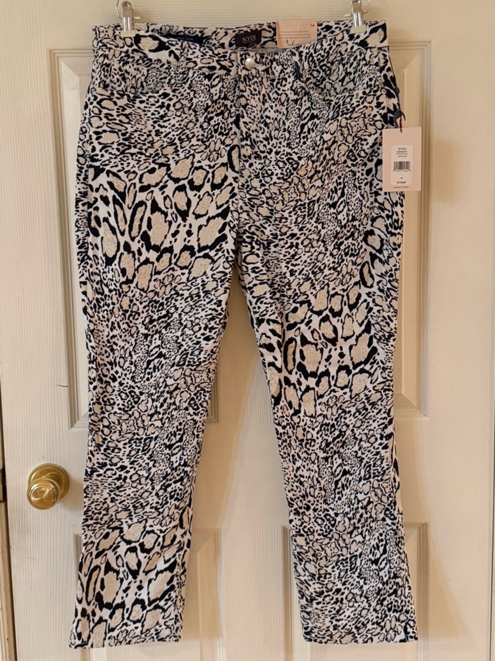 NWT Animal Print Slim Leg Ankle Pants